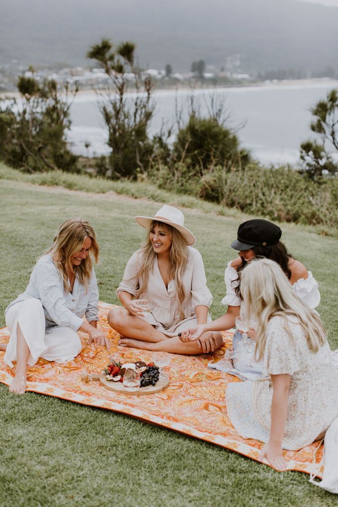 ❤️⁠The Val Picnic Rug aka The goddess of love❤️⁠